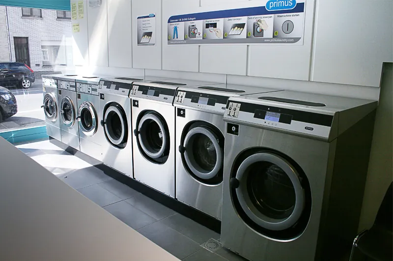 urządzenia do pralni samoobsługowych, pralnie samoobsługowe -  pralnicowirówki, suszarki, prasownice